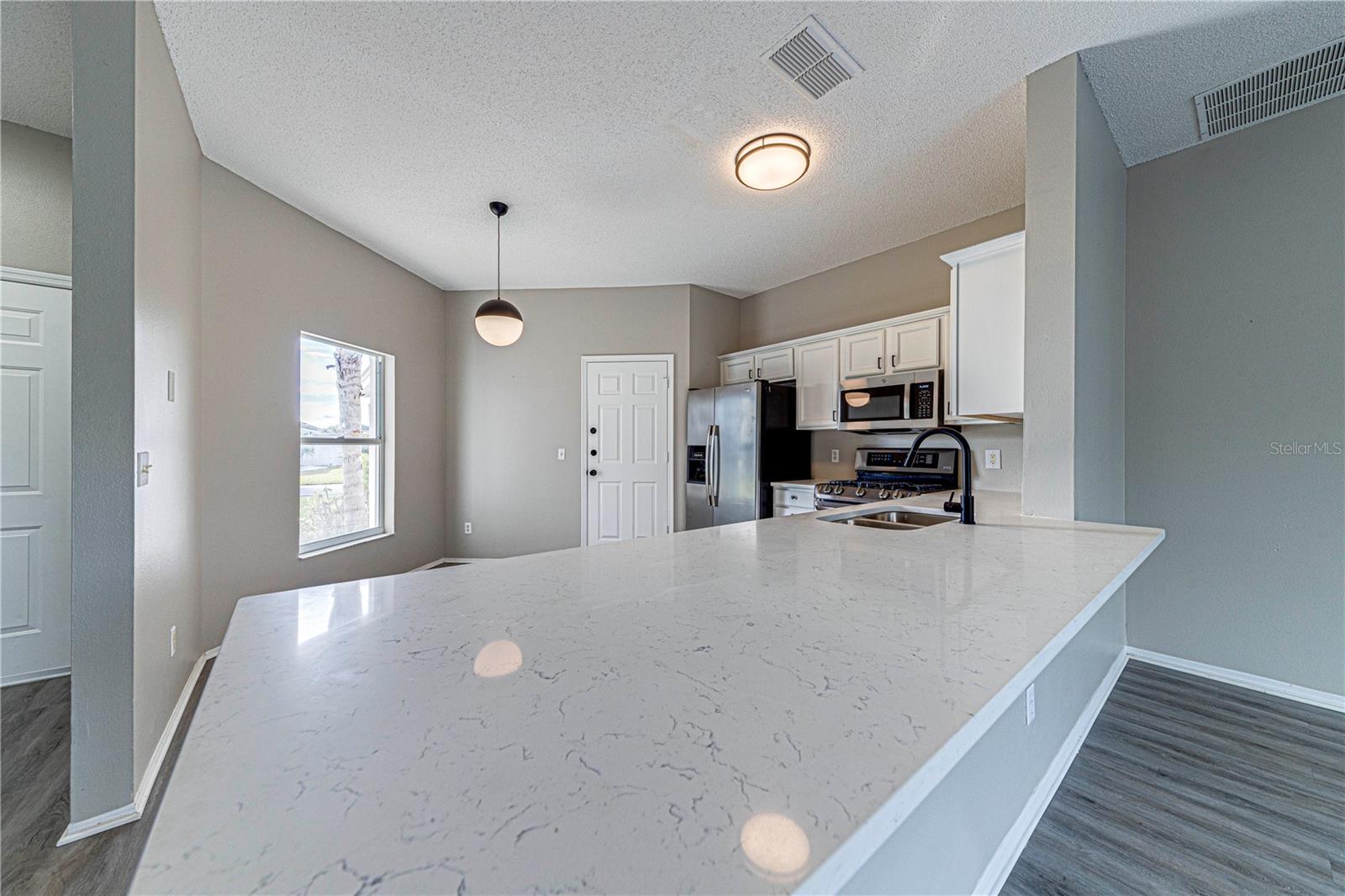 Image 9 of 40 For 745 Jaybee Avenue