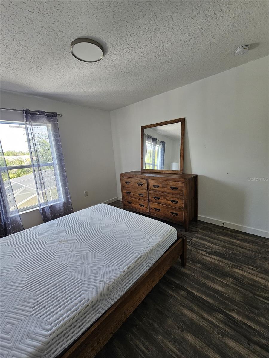 Image 5 of 31 For 8825 Kensington Court