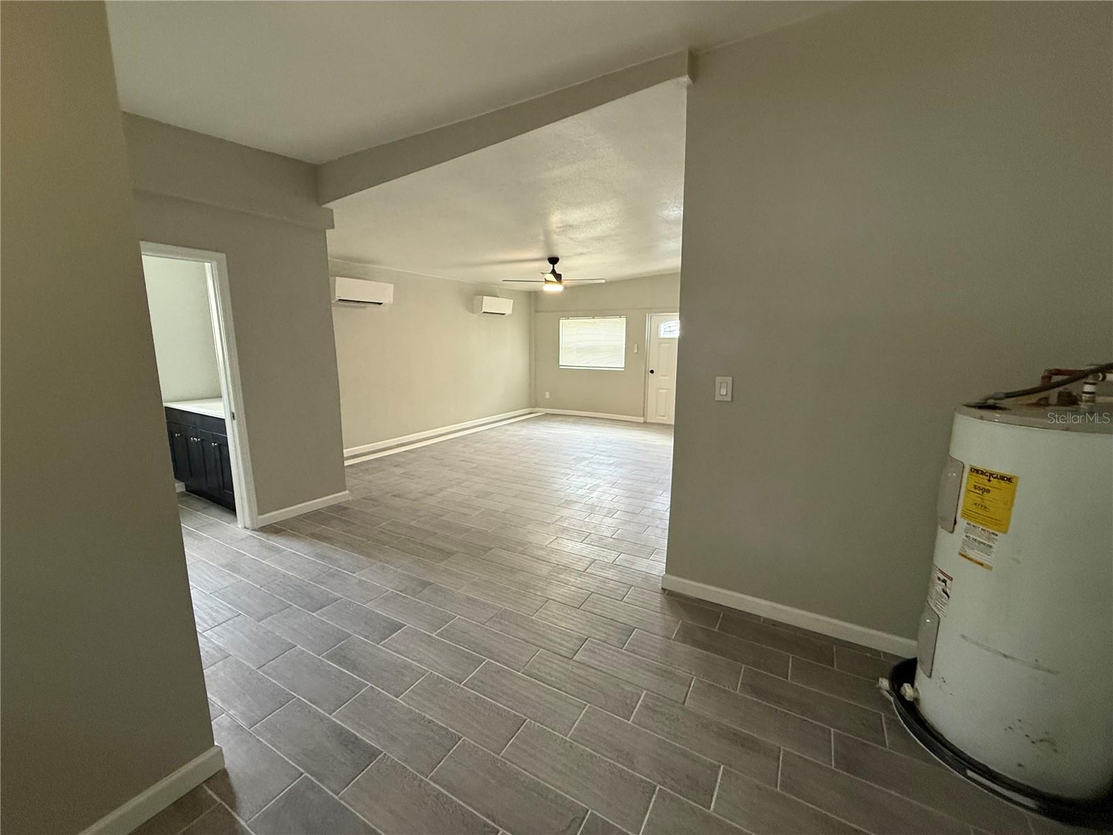 Image 16 of 21 For 421 Warren Avenue