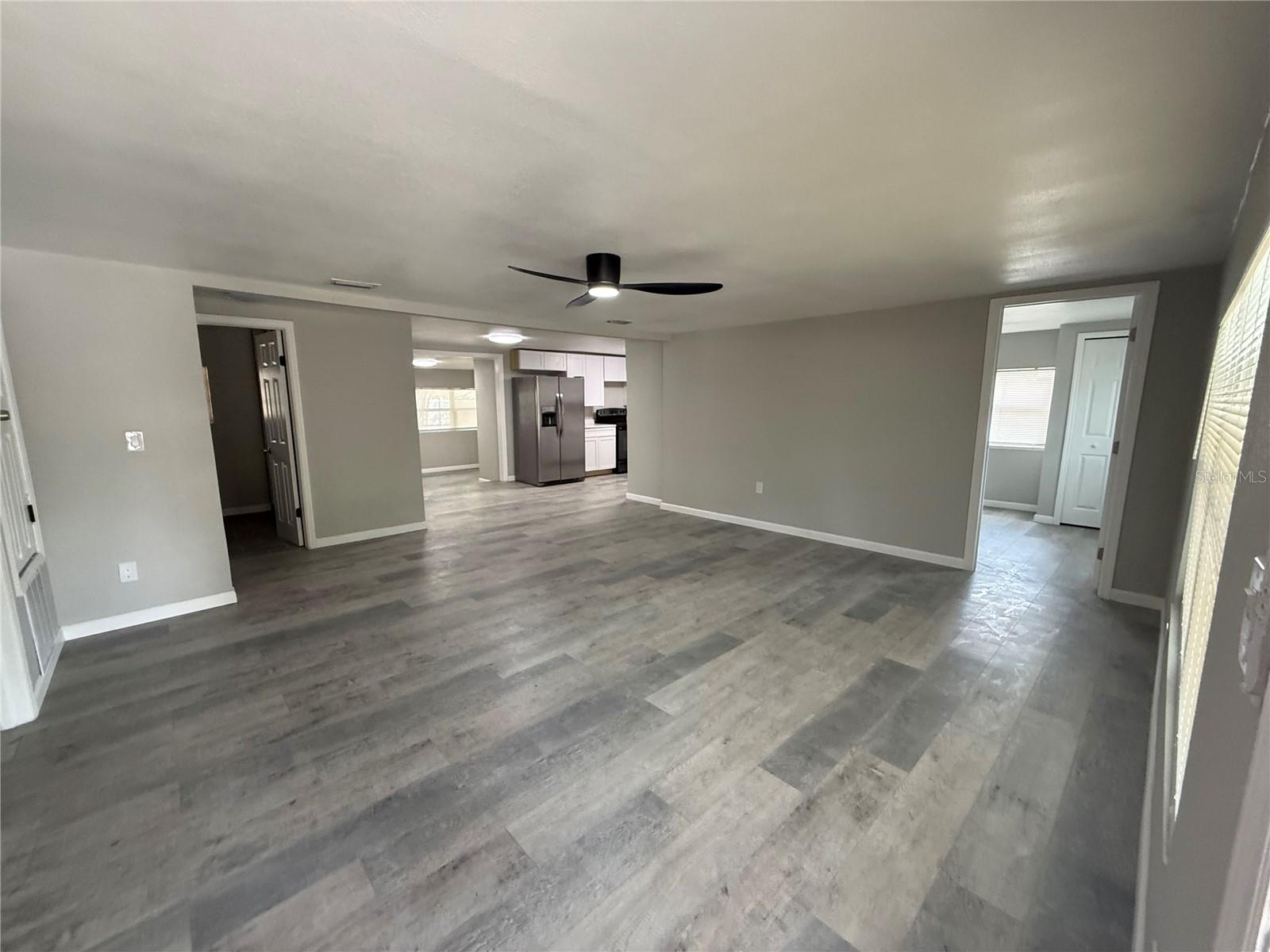 Image 17 of 21 For 421 Warren Avenue