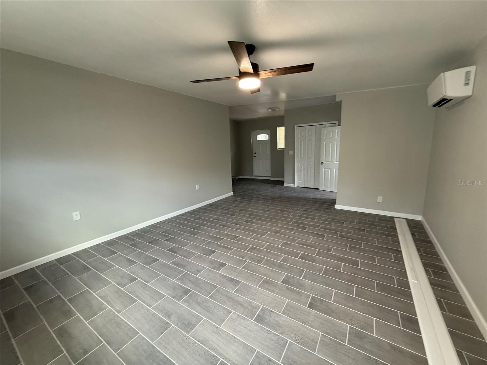 Image 18 of 21 For 421 Warren Avenue