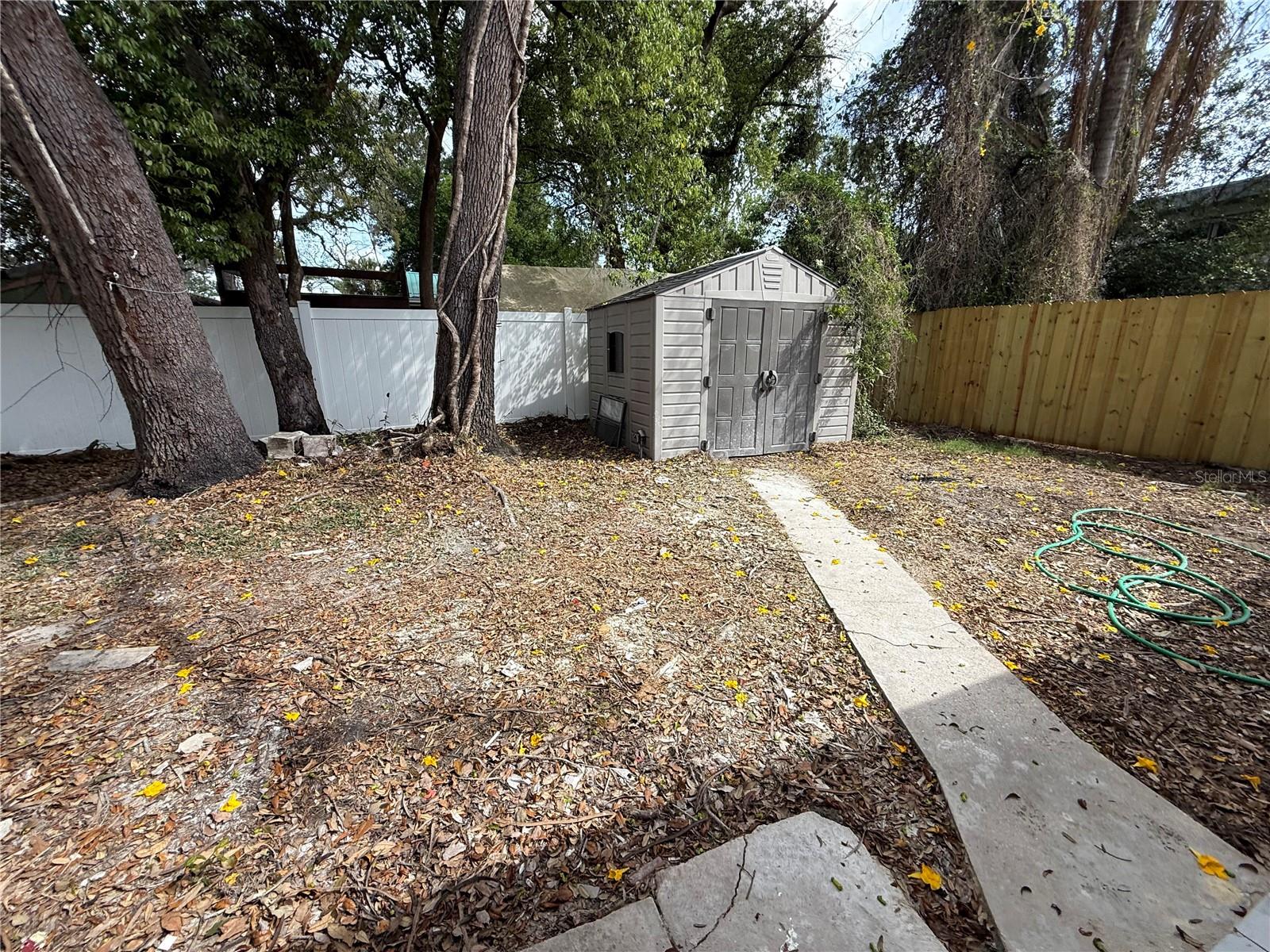 Image 7 of 21 For 421 Warren Avenue