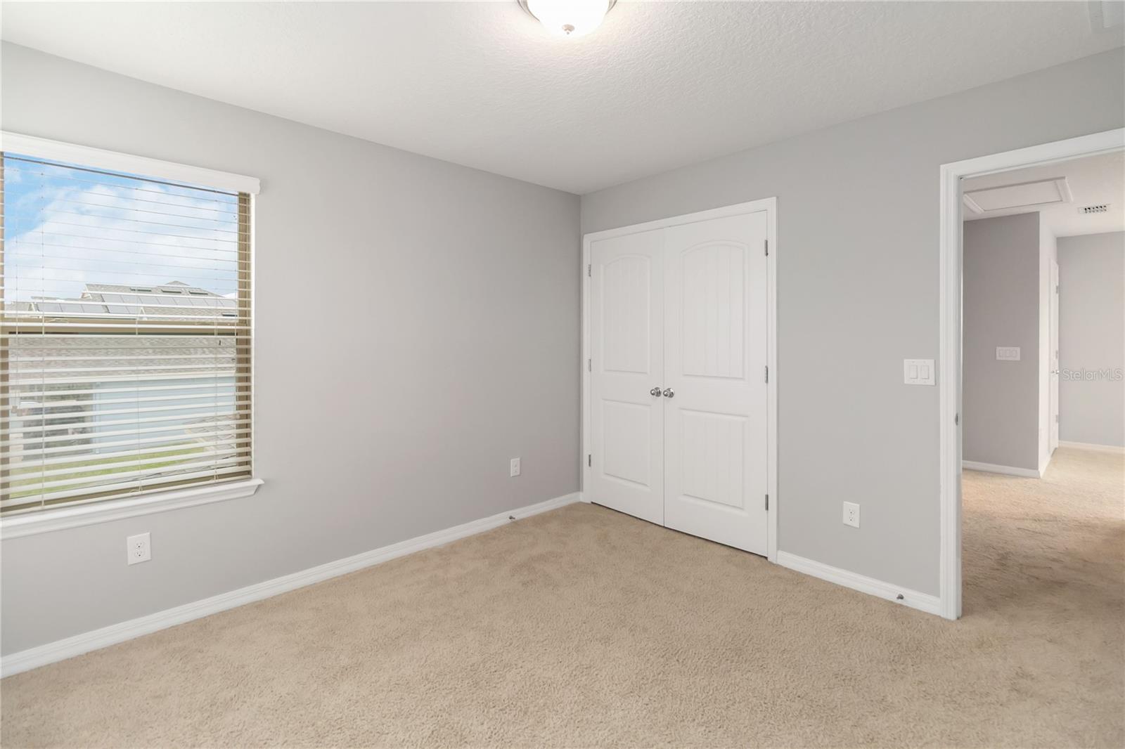 Image 23 of 30 For 16242 Outlook Shore Alley