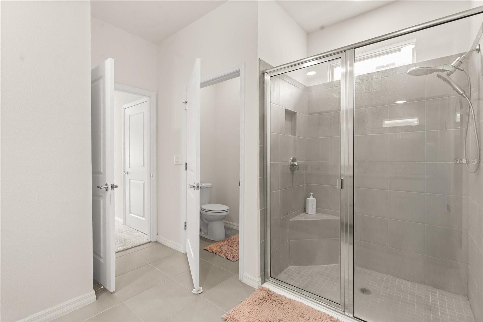 Image 18 of 36 For 8324 Wheat Stone Drive