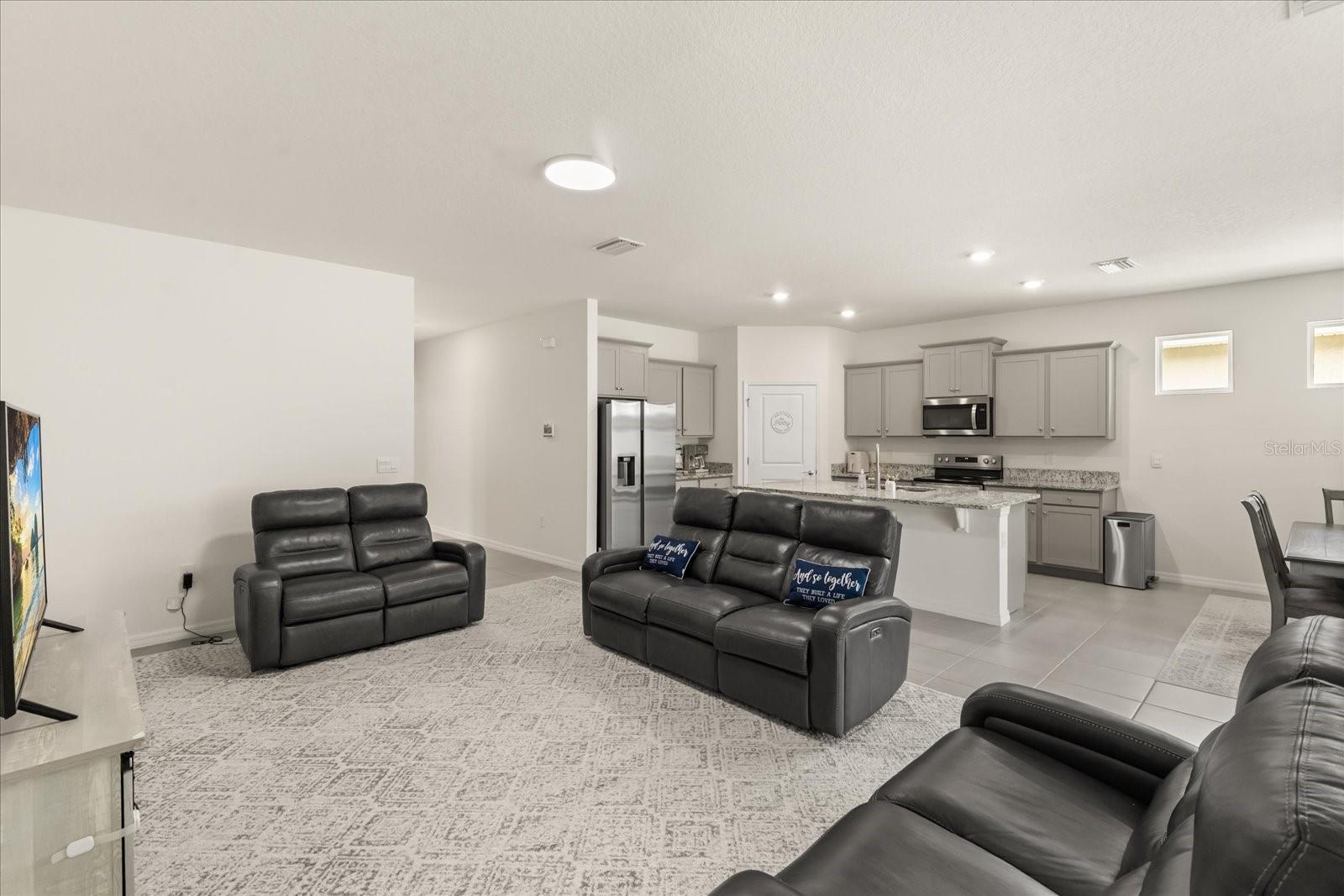 Image 6 of 36 For 8324 Wheat Stone Drive