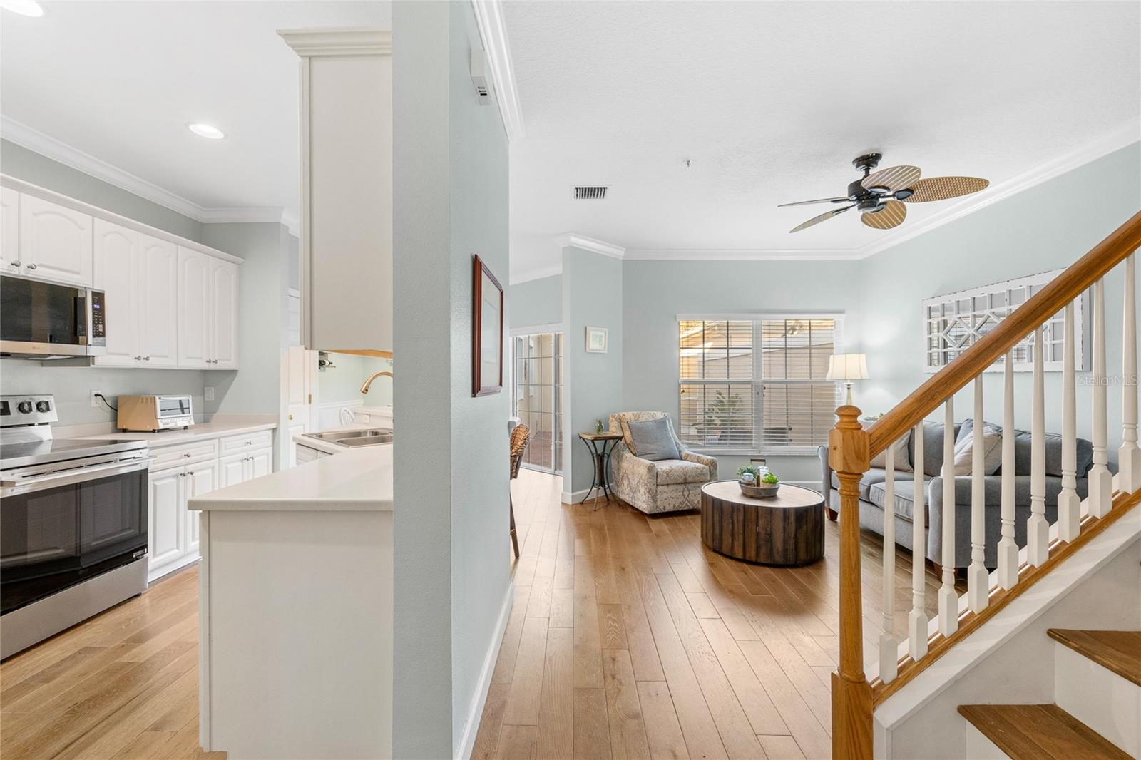 Image 12 of 43 For 9850 Poplar Place