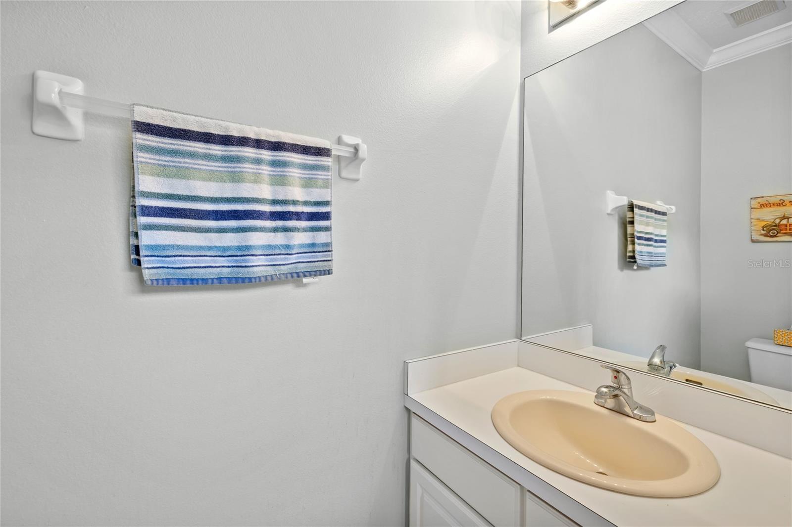 Image 24 of 43 For 9850 Poplar Place