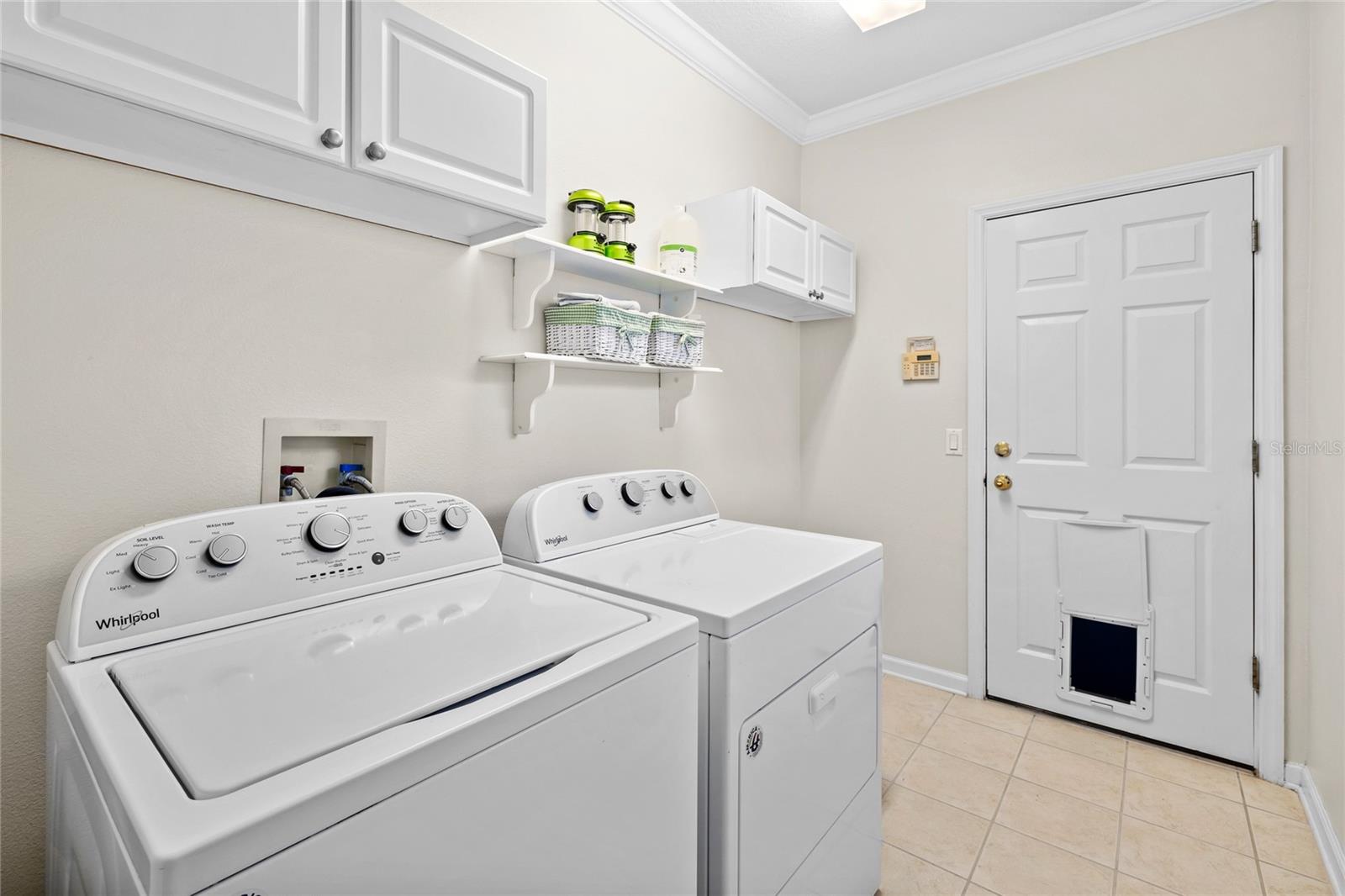 Image 25 of 43 For 9850 Poplar Place