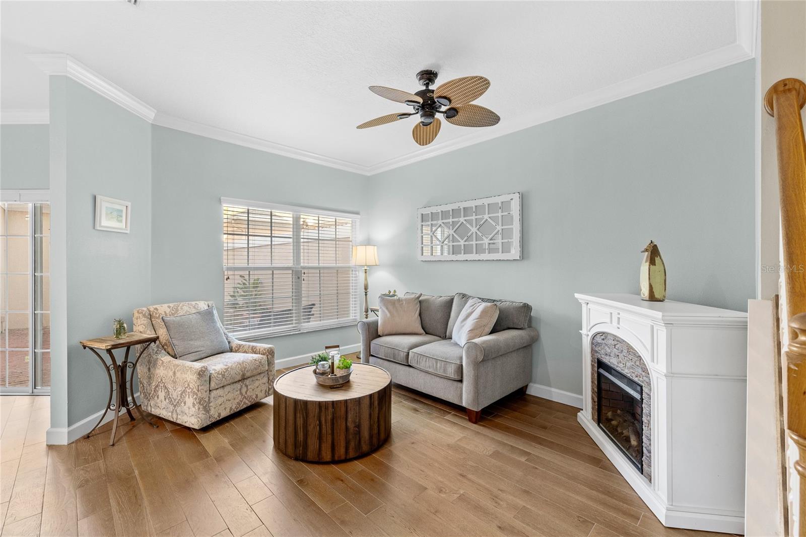 Image 8 of 43 For 9850 Poplar Place