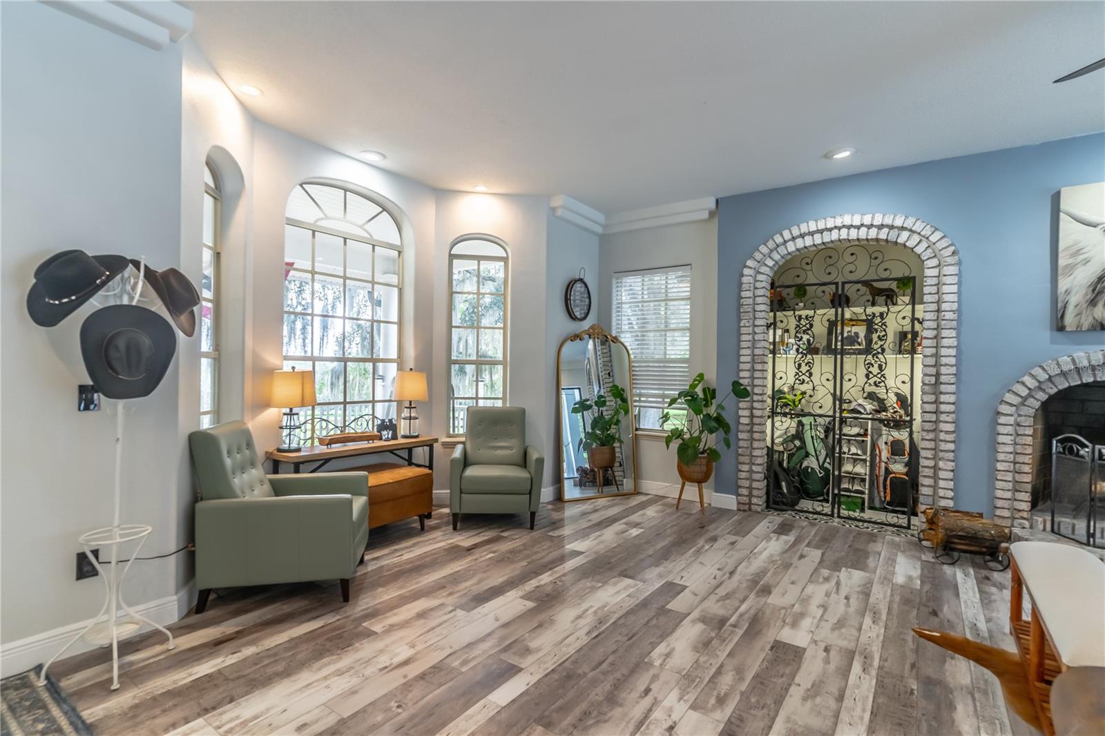 Image 12 of 83 For 23100 Highway 42