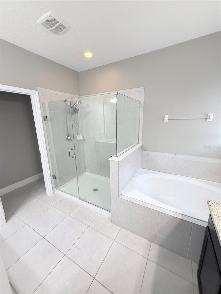 Image 11 of 25 For 8025 Navel Orange Lane