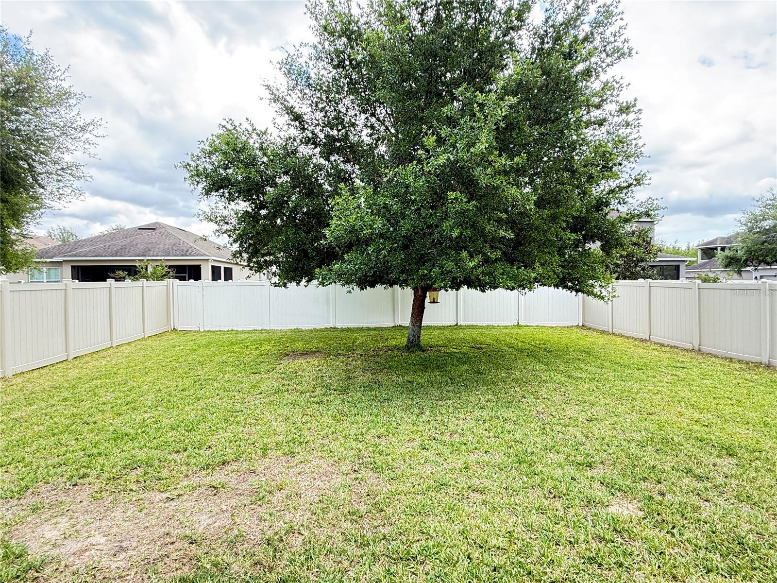 Image 24 of 25 For 8025 Navel Orange Lane