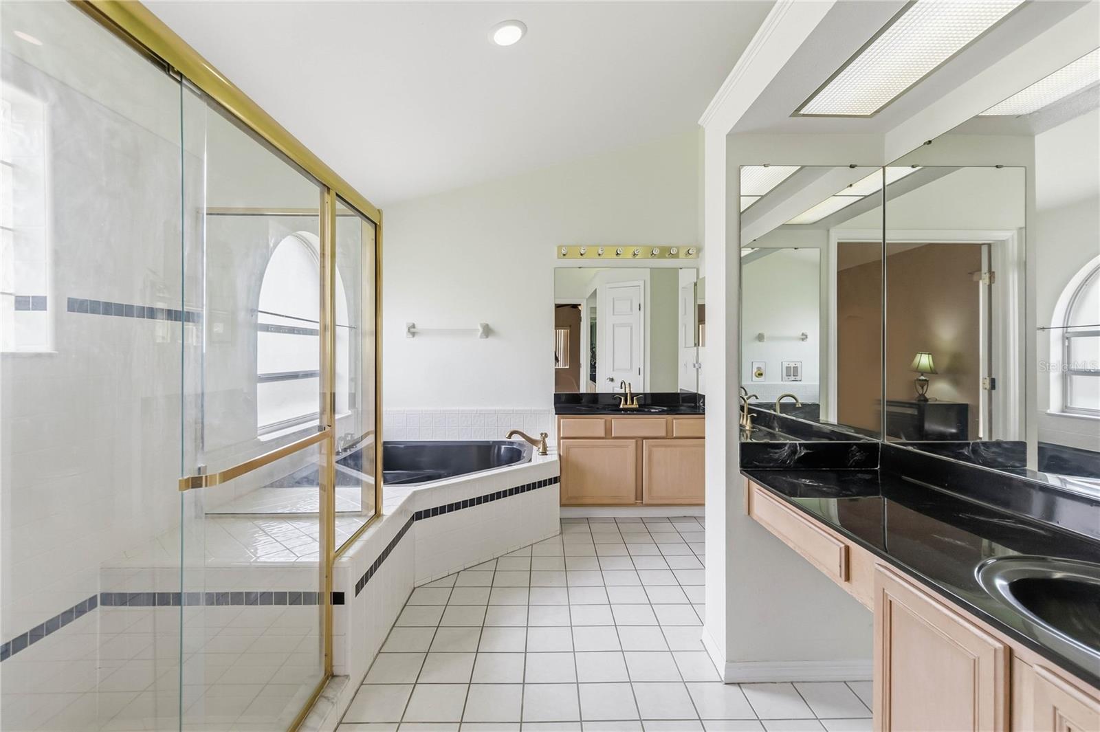 Image 11 of 19 For 265 Kassik Circle