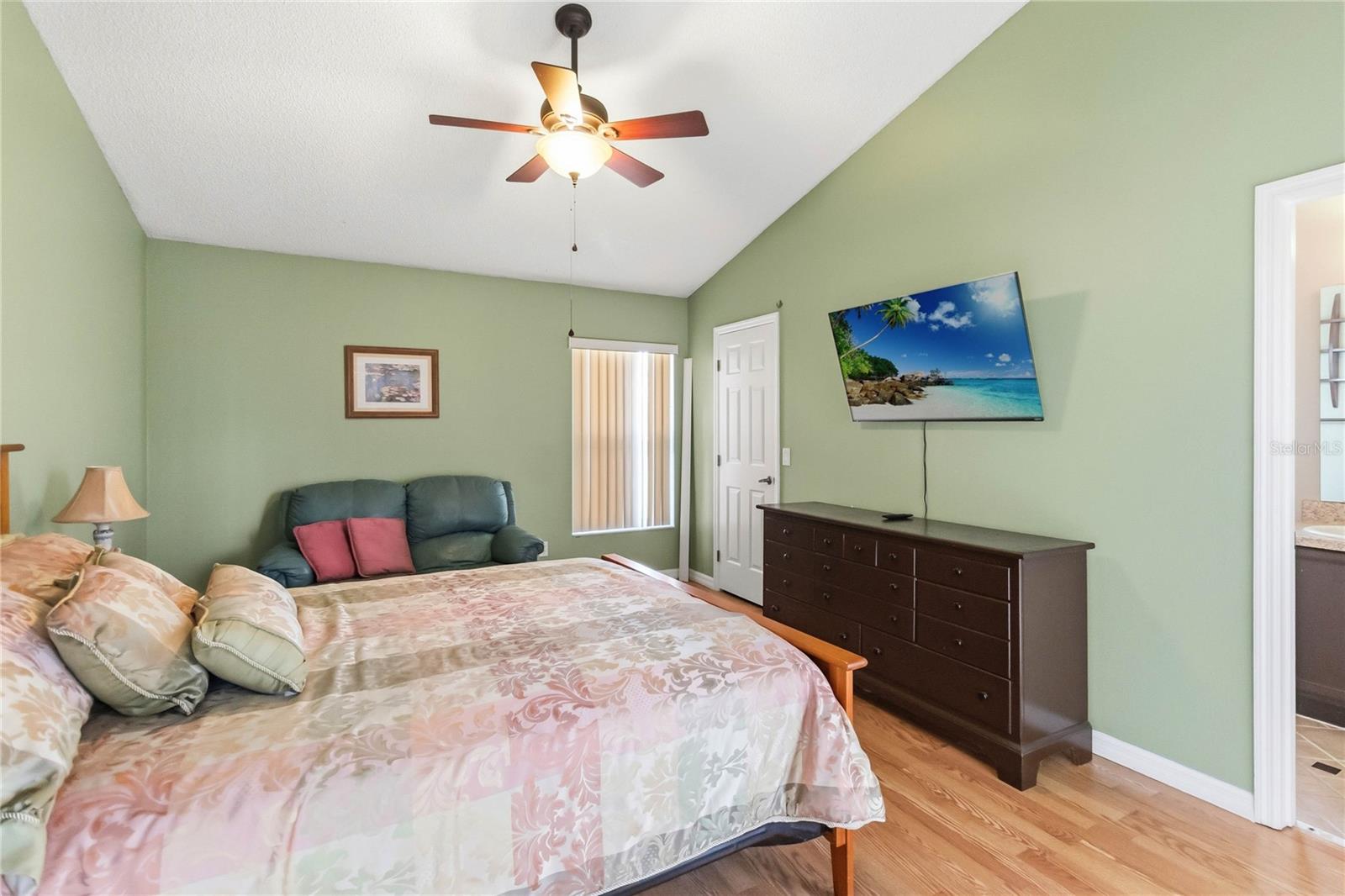 Image 12 of 19 For 265 Kassik Circle