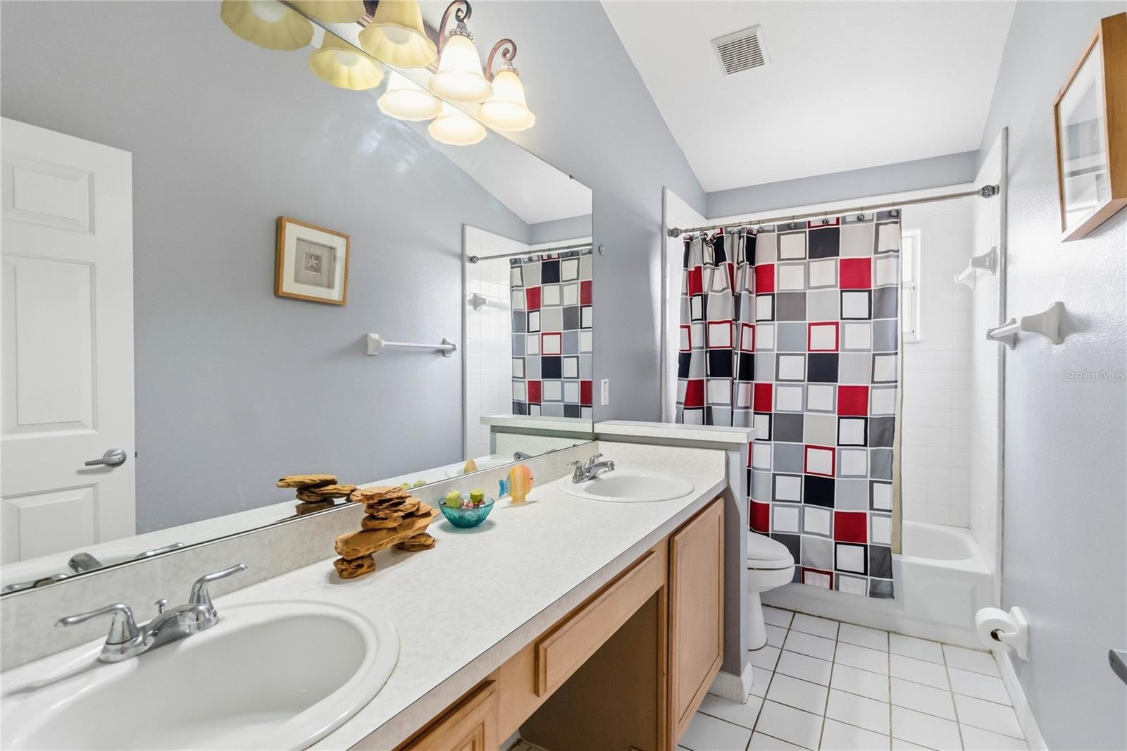 Image 15 of 19 For 265 Kassik Circle