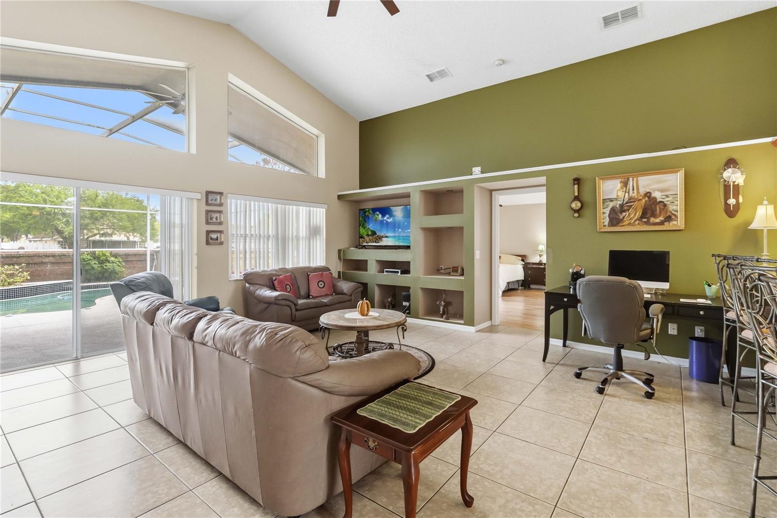 Image 6 of 19 For 265 Kassik Circle