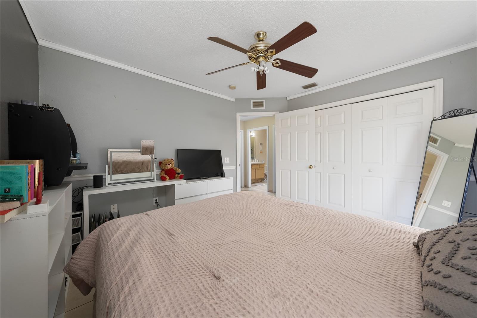 Image 25 of 44 For 831 Albi Court