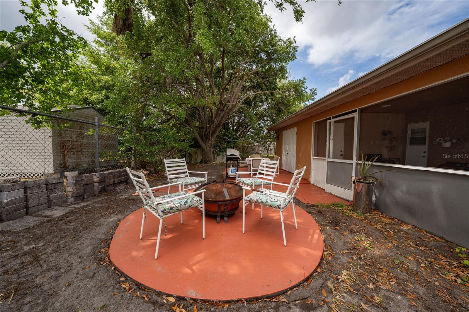 Image 31 of 44 For 831 Albi Court