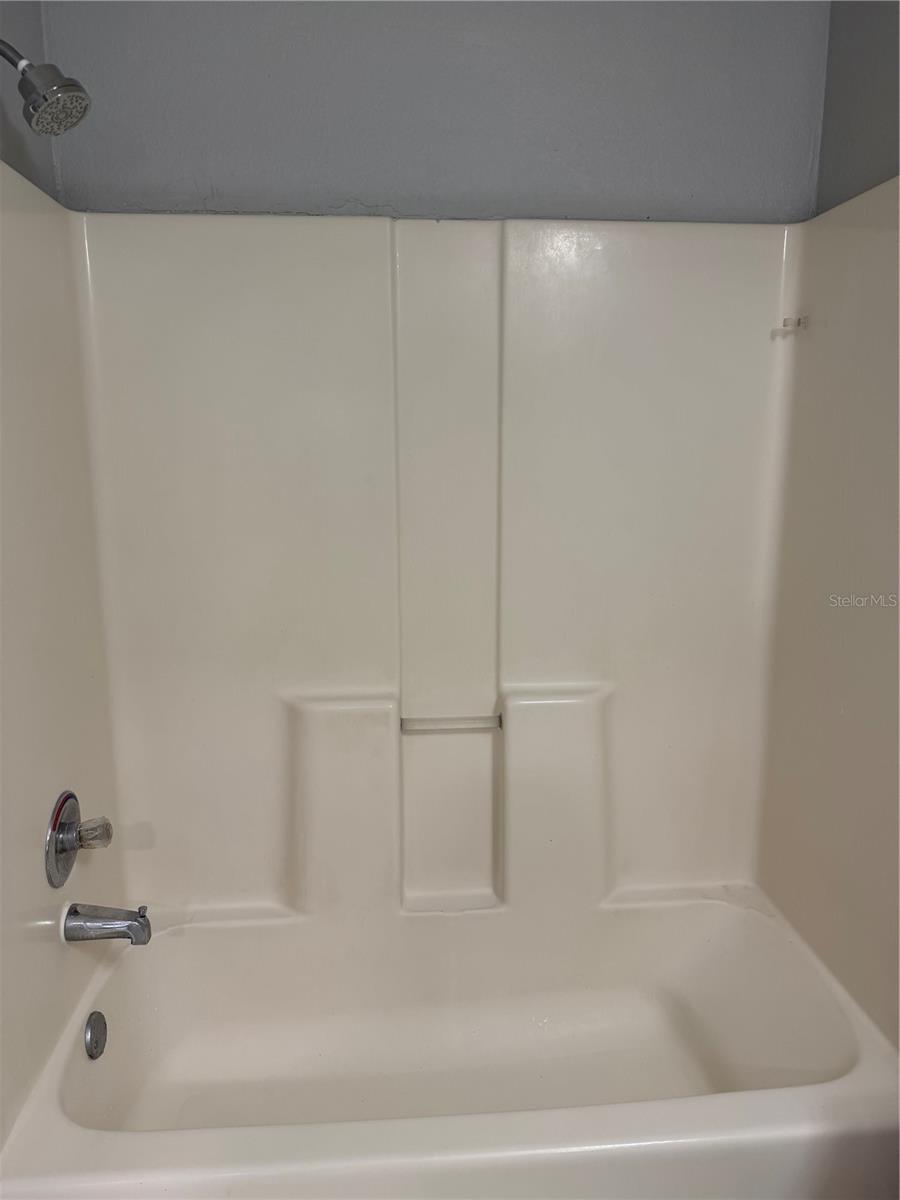 Image 26 of 38 For 5467 Vineland Road 6214