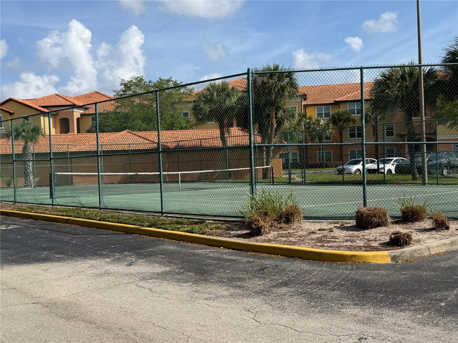 Image 29 of 38 For 5467 Vineland Road 6214