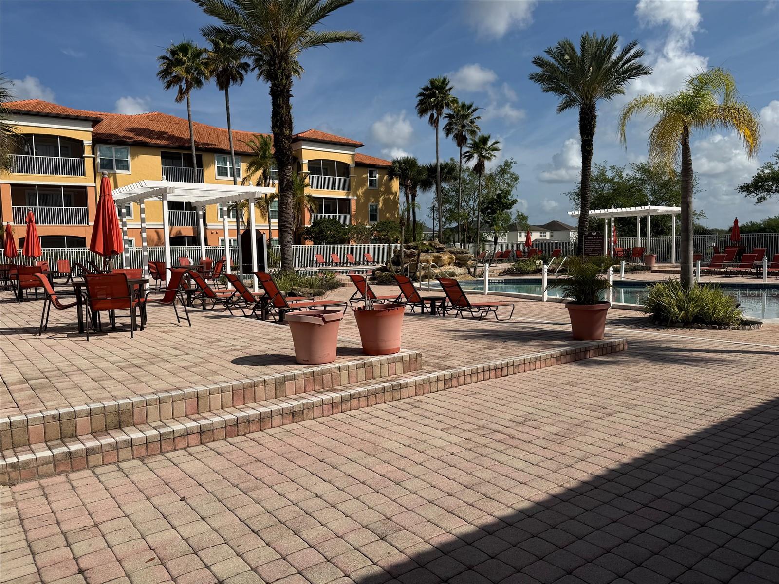 Image 31 of 38 For 5467 Vineland Road 6214