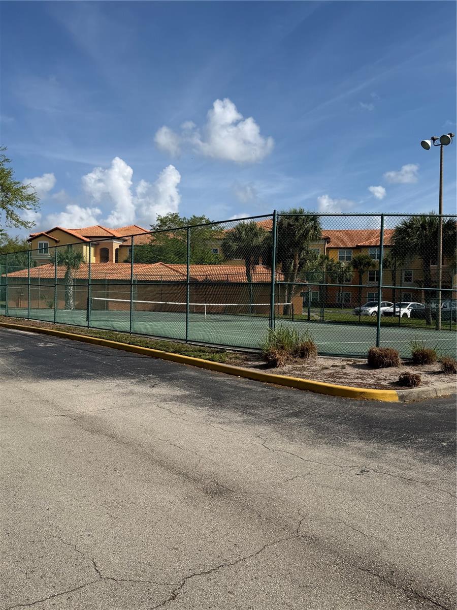 Image 34 of 38 For 5467 Vineland Road 6214