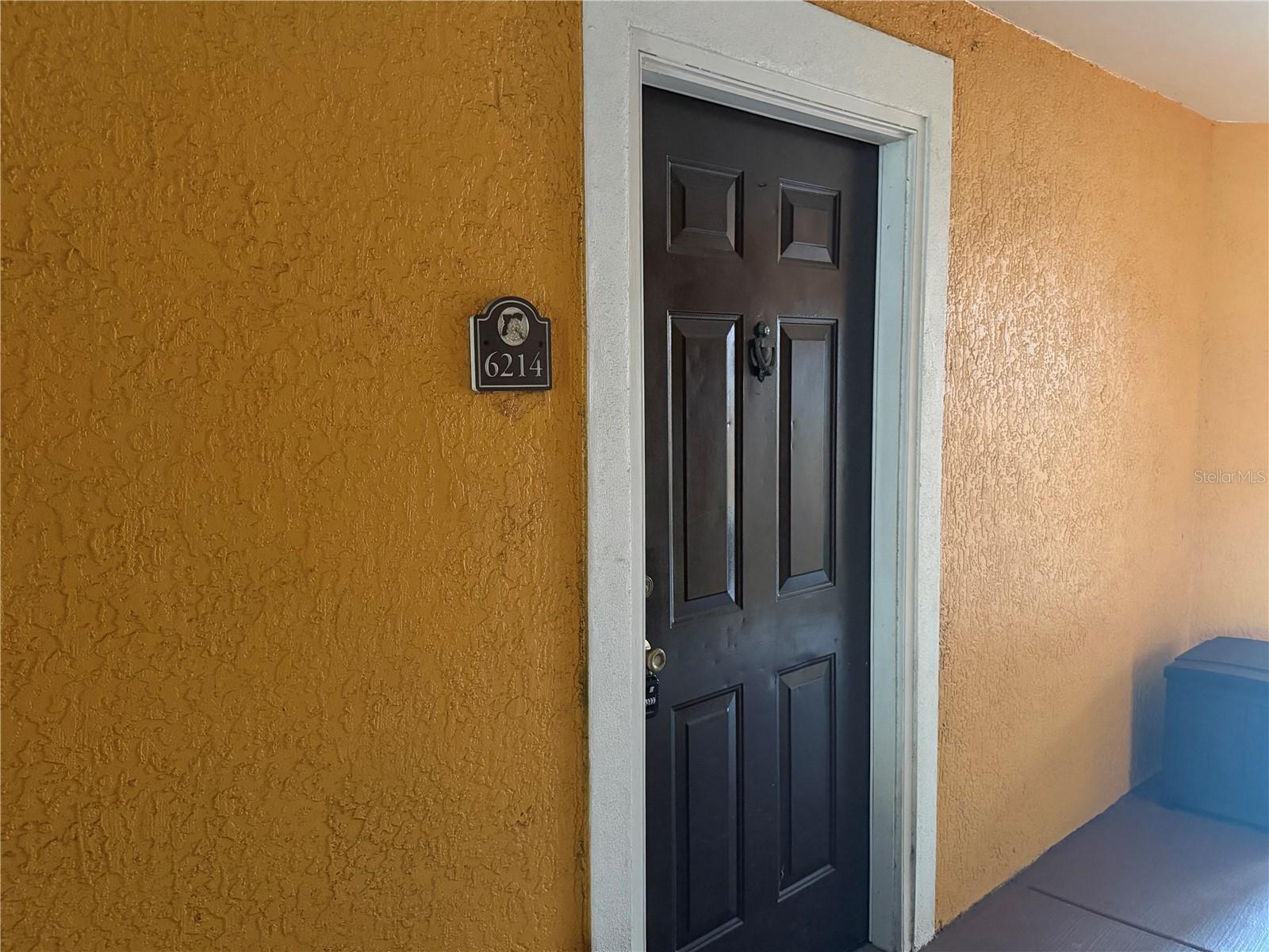 Image 5 of 38 For 5467 Vineland Road 6214