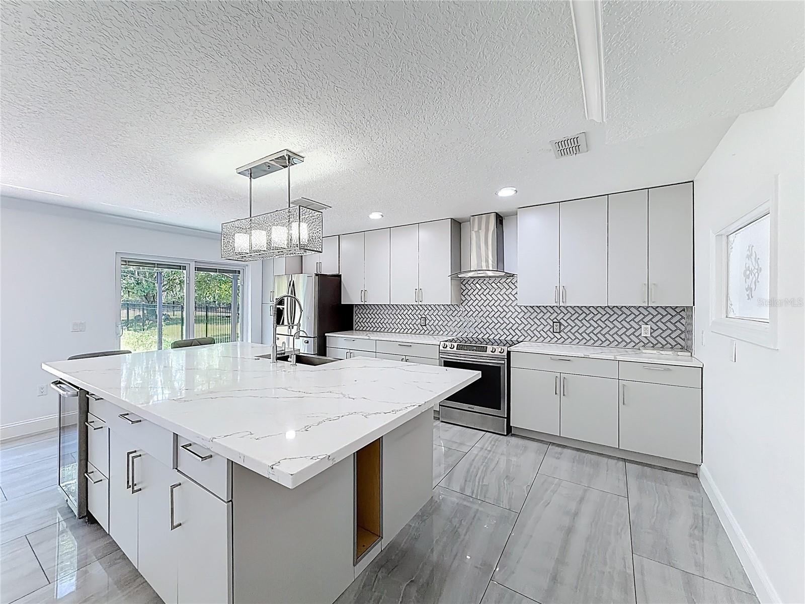 Image 15 of 55 For 12844 Oulton Circle