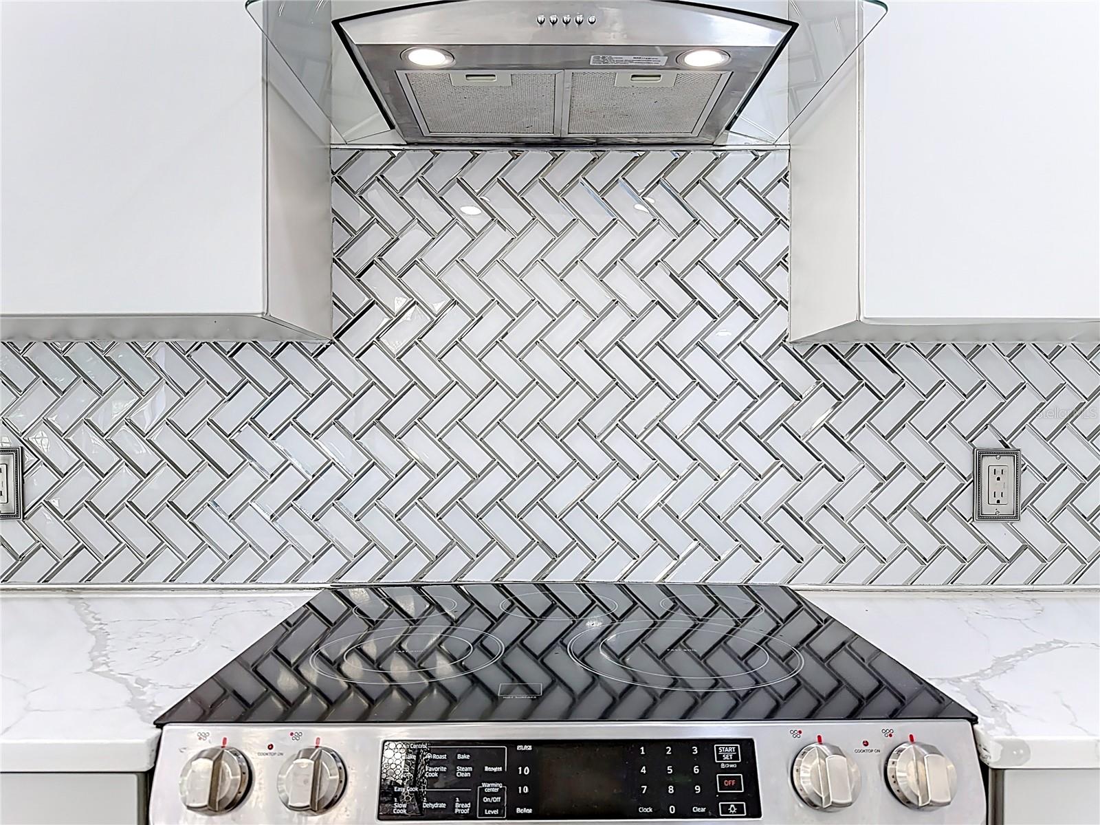 Image 18 of 55 For 12844 Oulton Circle