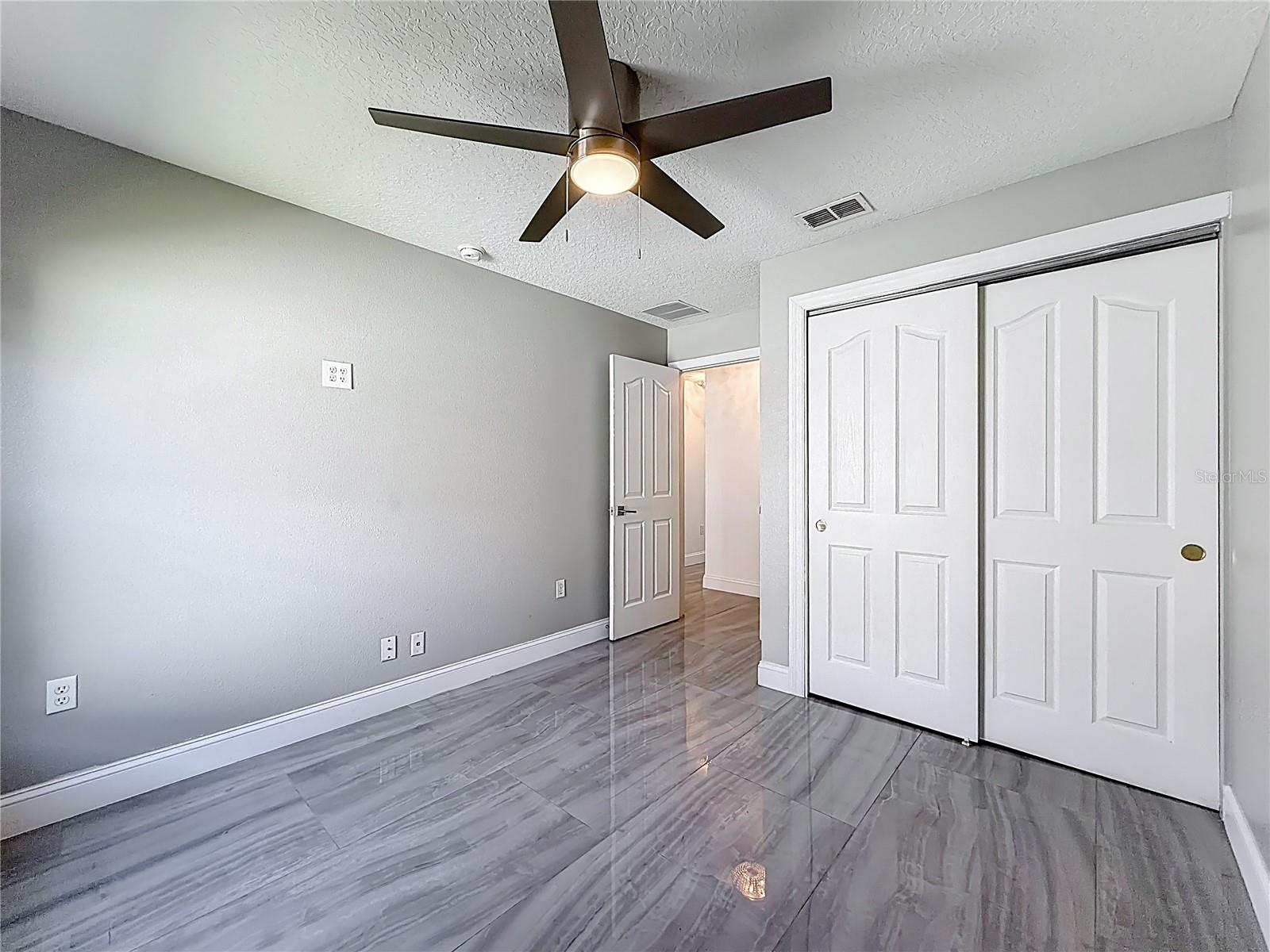 Image 31 of 55 For 12844 Oulton Circle