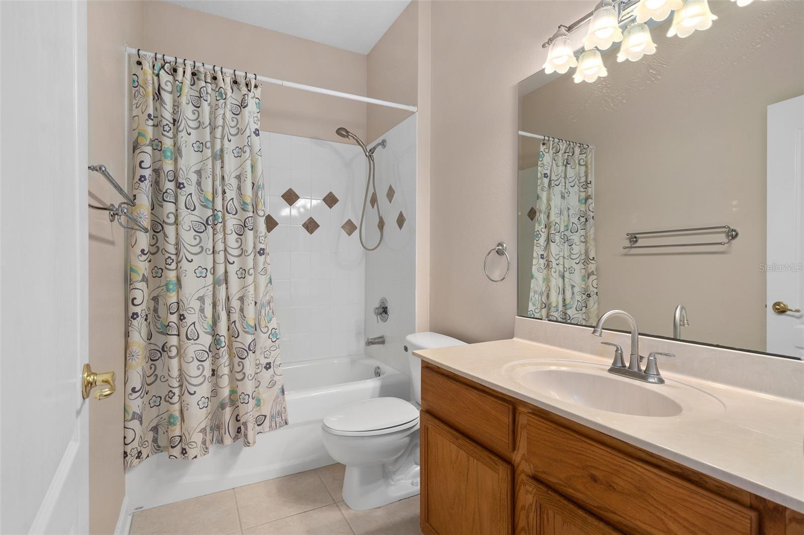 Image 36 of 59 For 386 Chinahill Court