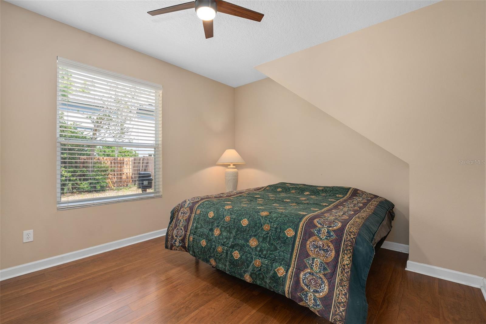 Image 37 of 59 For 386 Chinahill Court