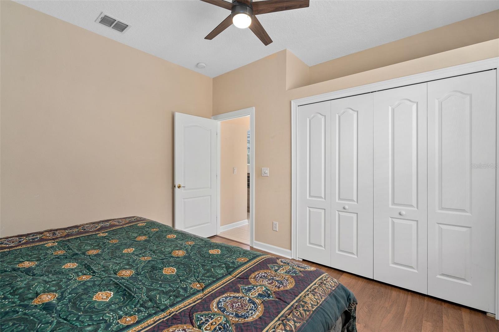 Image 38 of 59 For 386 Chinahill Court