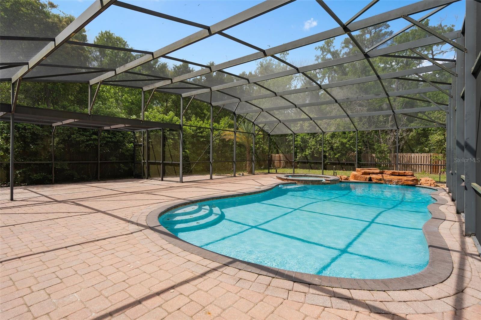 Image 45 of 59 For 386 Chinahill Court