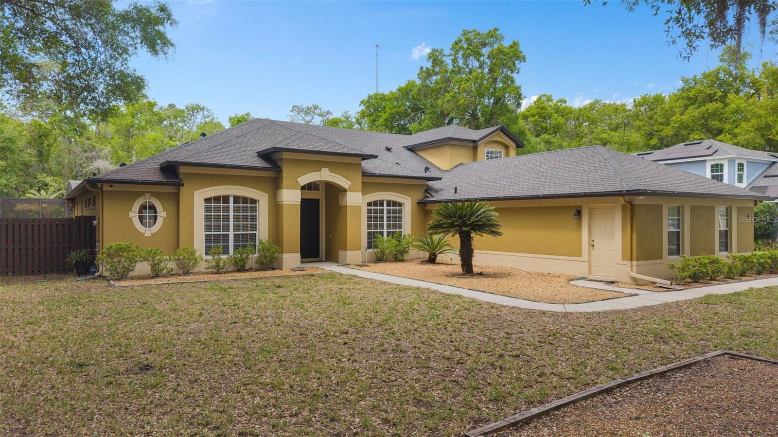 Image 55 of 59 For 386 Chinahill Court