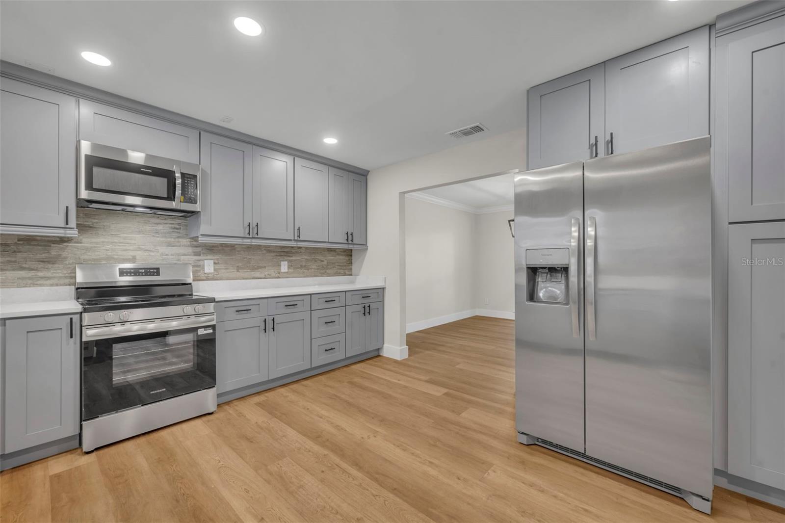 Image 14 of 44 For 1507 Golfside Drive