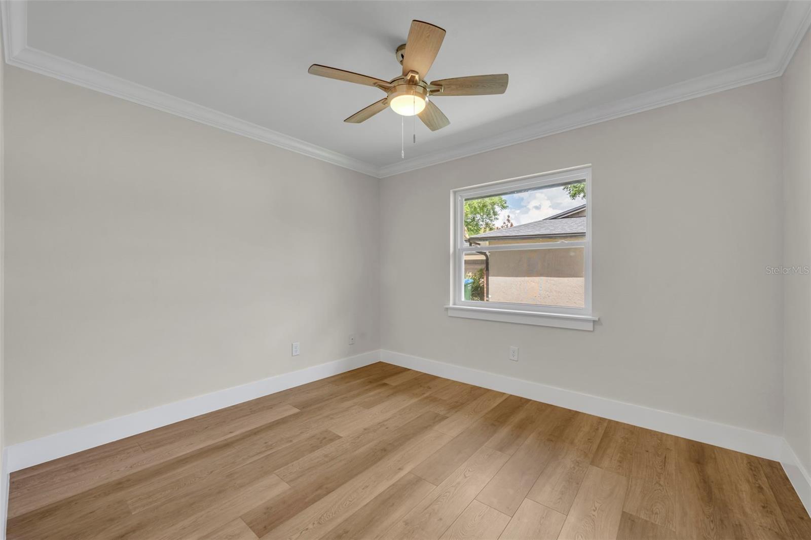 Image 34 of 44 For 1507 Golfside Drive