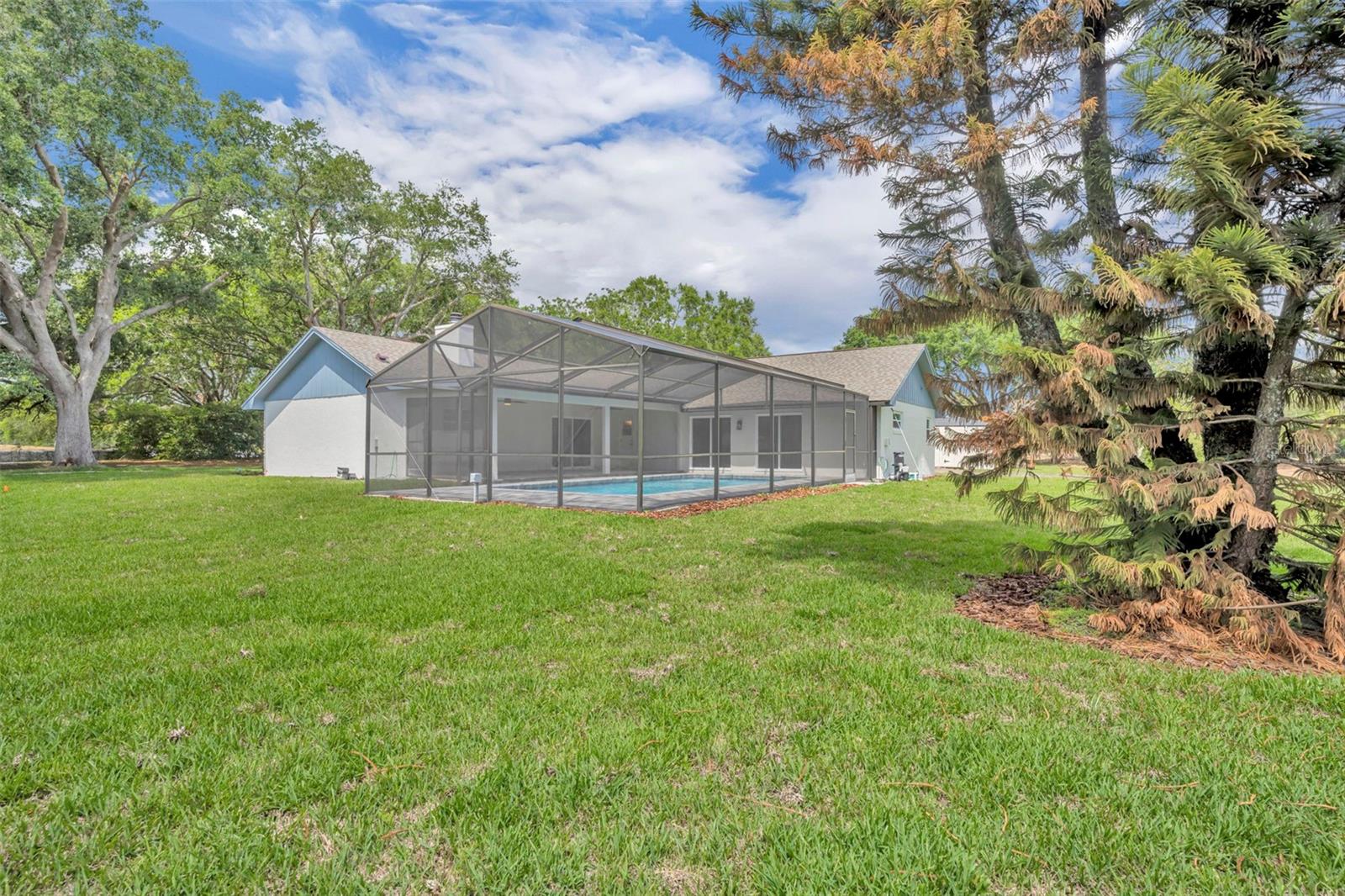 Image 36 of 44 For 1507 Golfside Drive