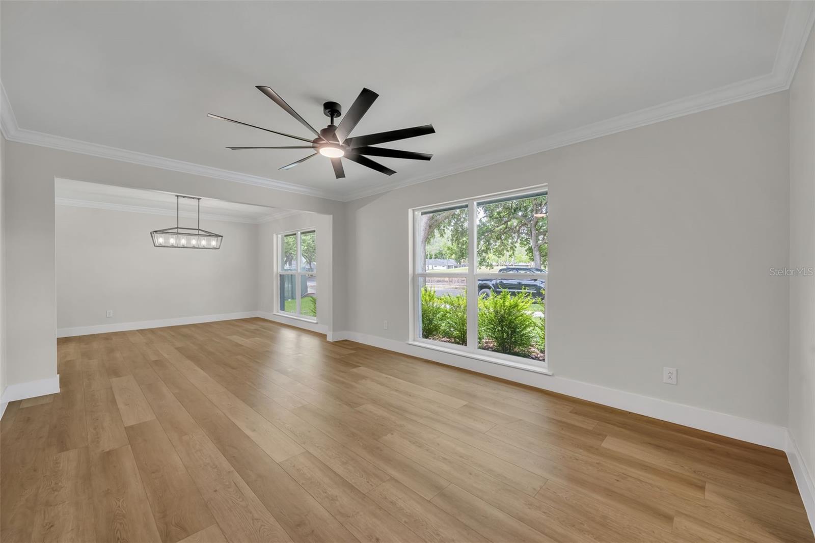 Image 9 of 44 For 1507 Golfside Drive