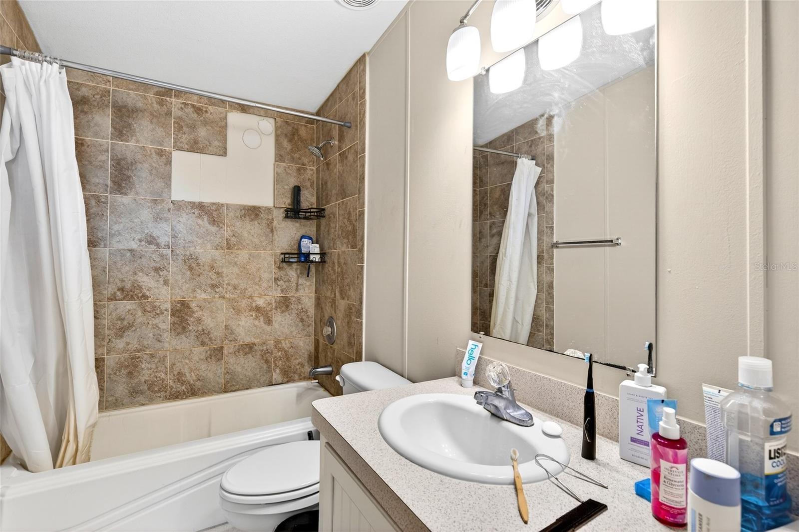 Image 23 of 40 For 16170 30th Lane