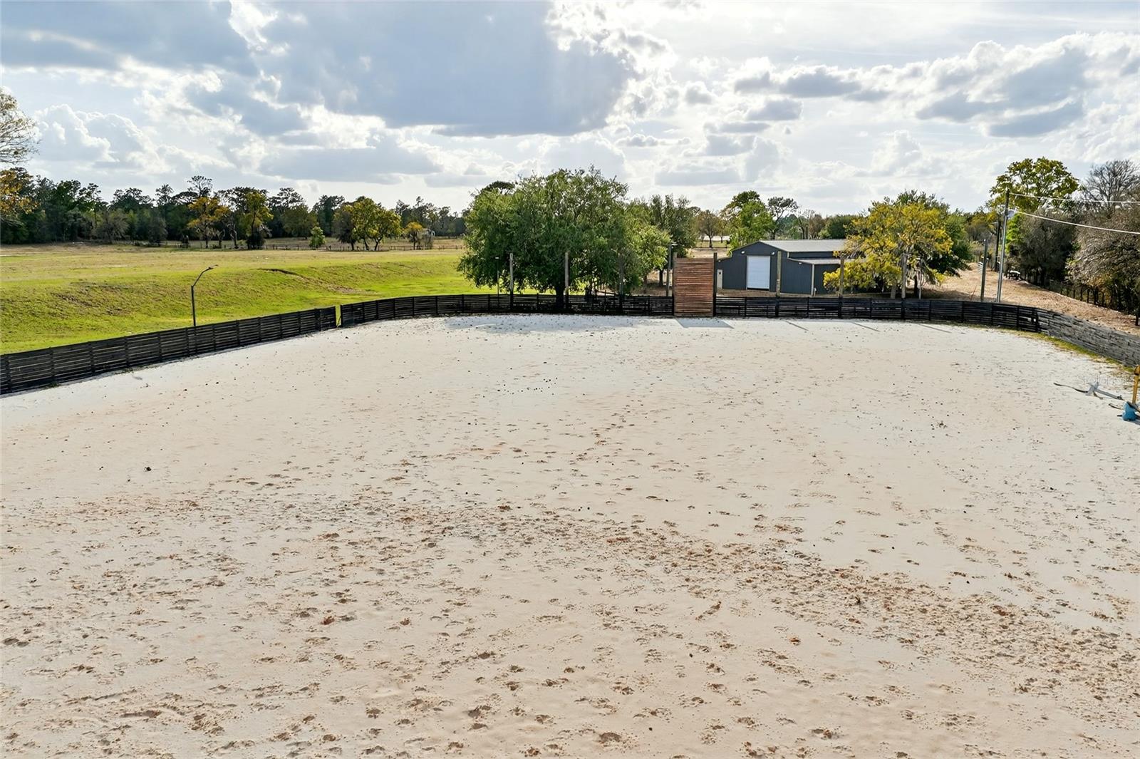 Image 30 of 40 For 16170 30th Lane