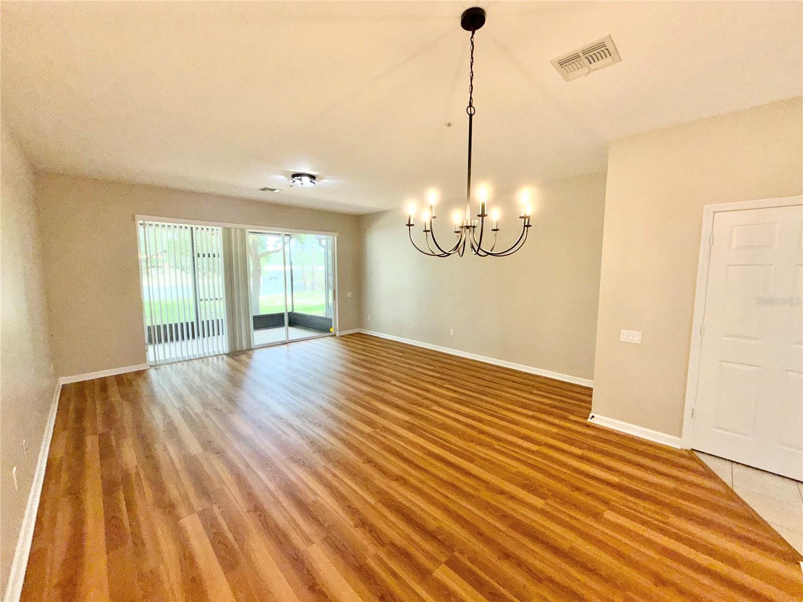 Image 10 of 26 For 6001 Twain Street 106