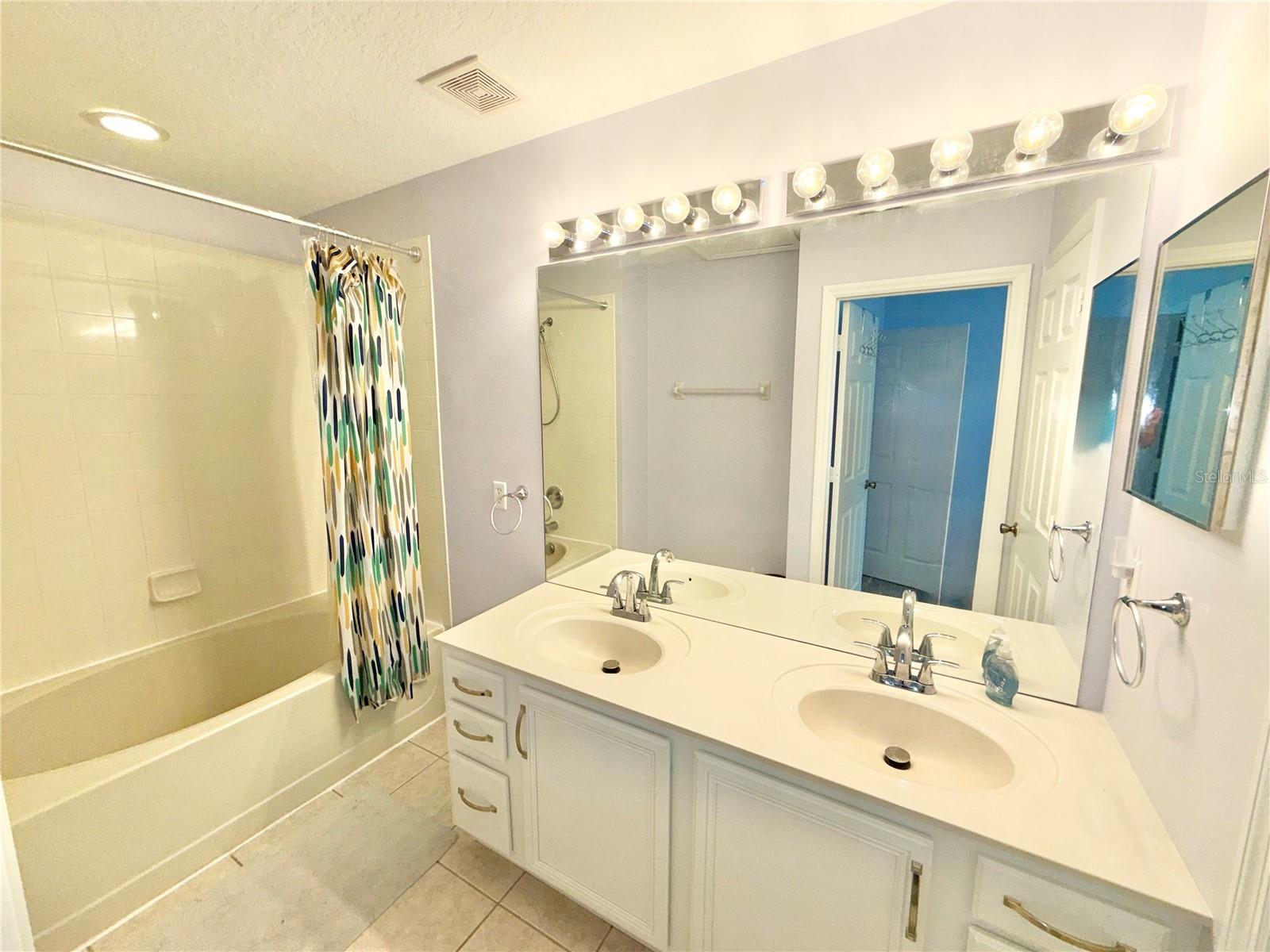 Image 15 of 26 For 6001 Twain Street 106