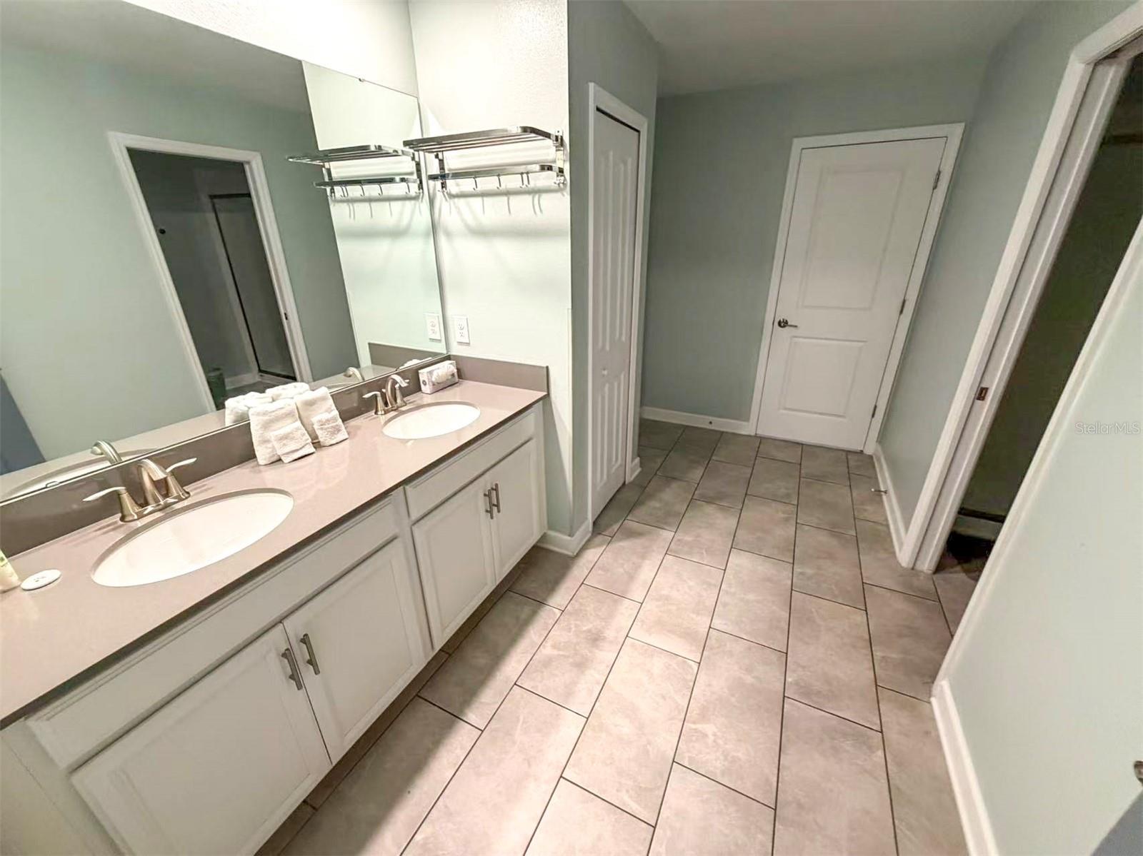 Image 42 of 54 For 2981 Protagonist Street