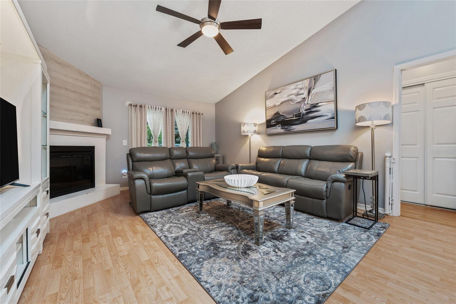 Image 11 of 29 For 5180 Lazy Oaks Drive 5180