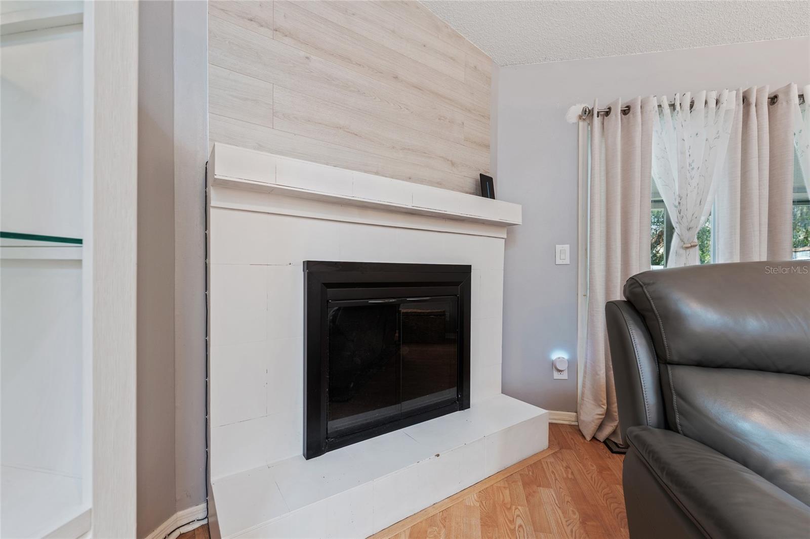 Image 12 of 29 For 5180 Lazy Oaks Drive 5180