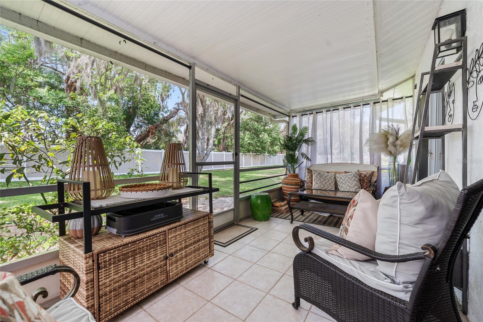 Image 20 of 29 For 5180 Lazy Oaks Drive 5180