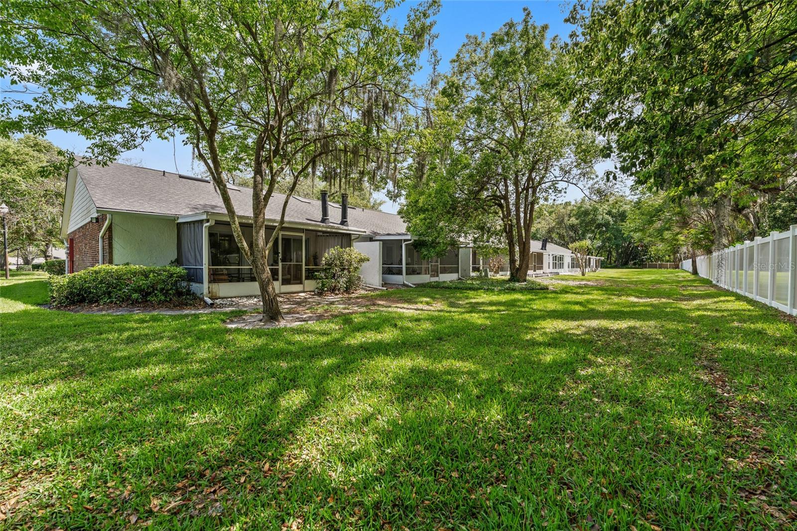 Image 23 of 29 For 5180 Lazy Oaks Drive 5180
