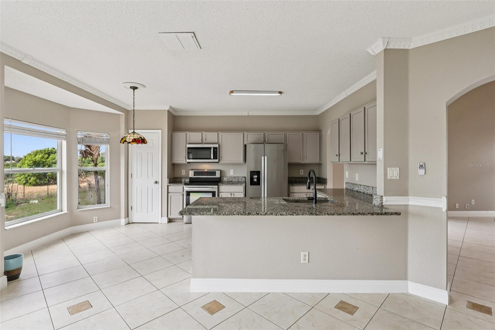 Image 11 of 36 For 7694 Country Run Parkway