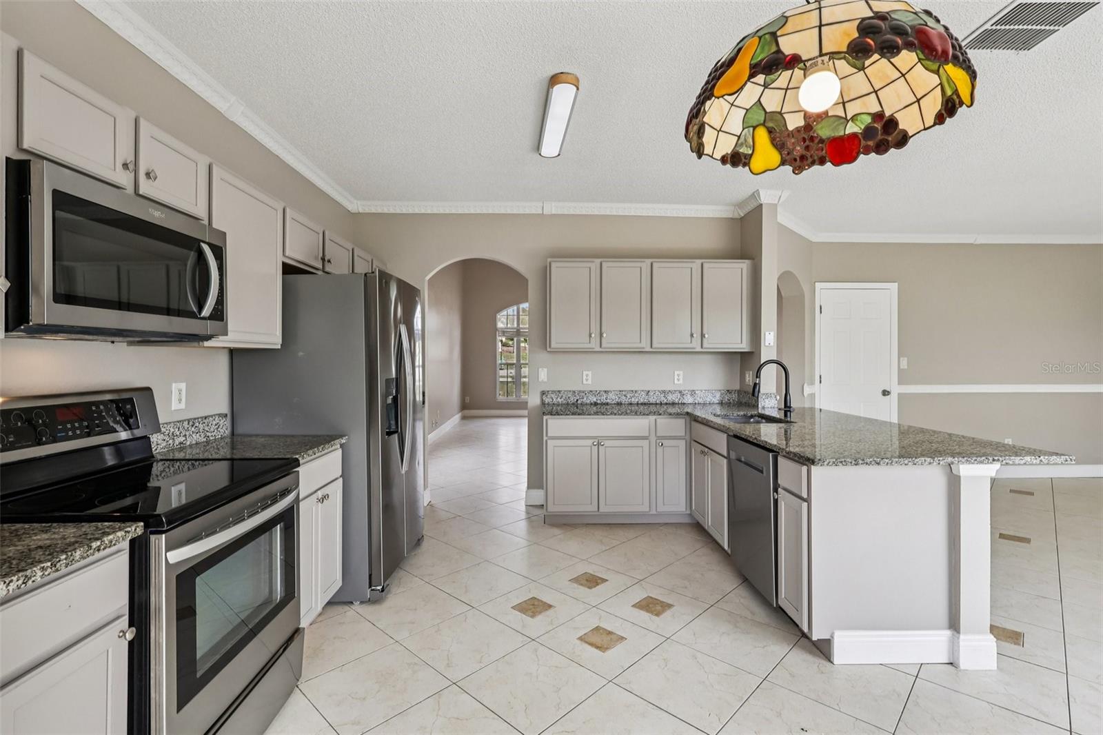 Image 15 of 36 For 7694 Country Run Parkway